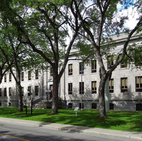 Trois-Rivières courthouse